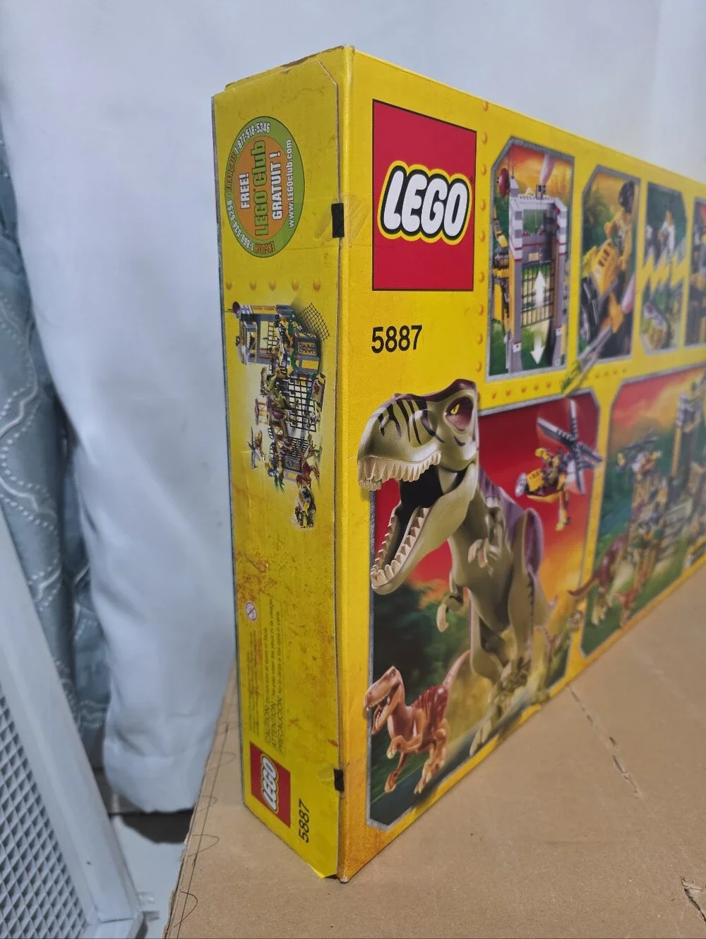 LEGO DINO #5887 Dino Defense HQ Factory Sealed NIB